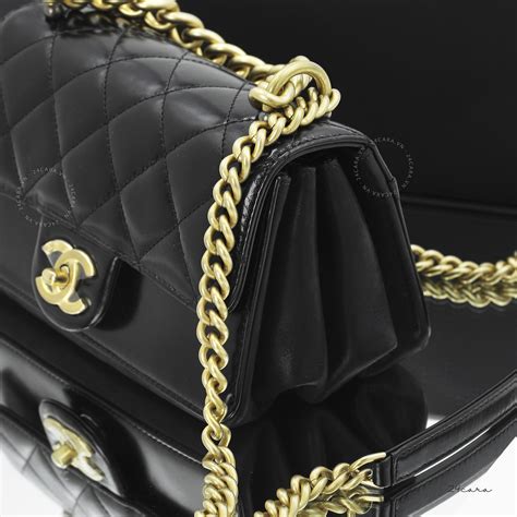 chanel flap bag without logo